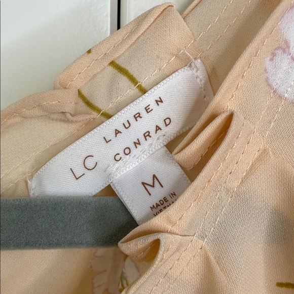 Lauren Conrad Floral Beige Blouse - Picture 3 of 3